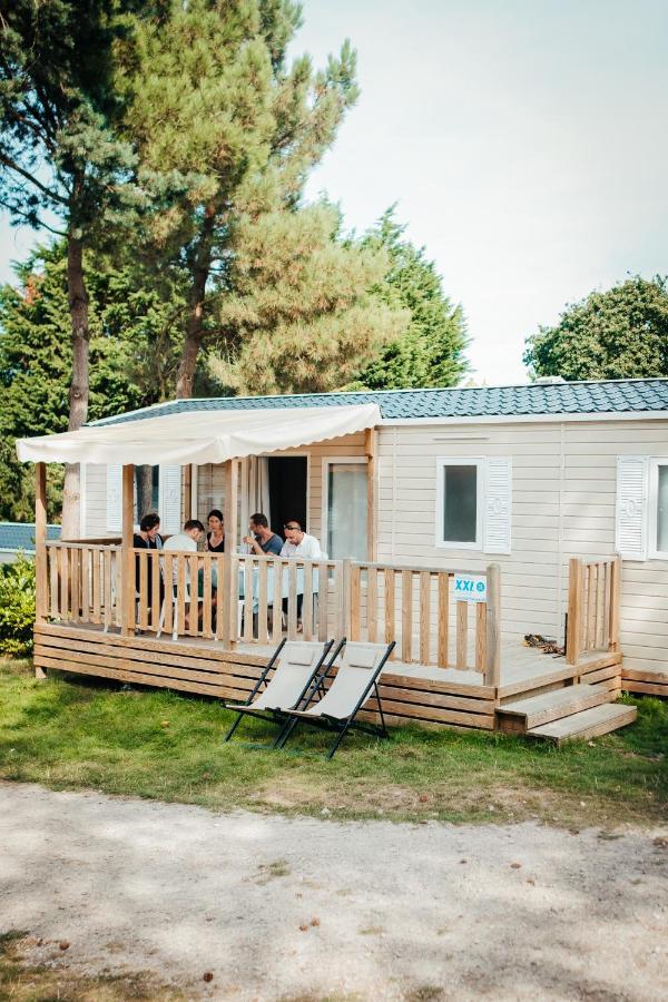 Mobil Home Xxl 4 Chambres - Camping La Pointe De Roscoff Exterior photo